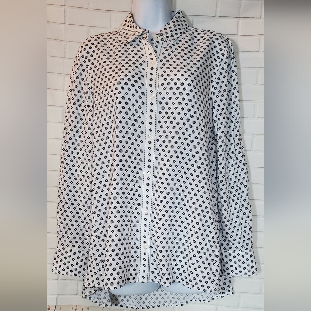 Max Studio 4 Leaf Clover Blouse Button Down Shirt - image 2